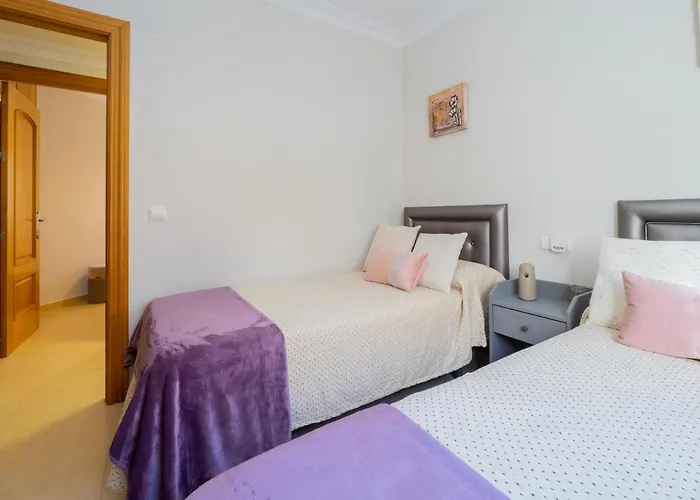 Cubo\'S Liberty Apartment
